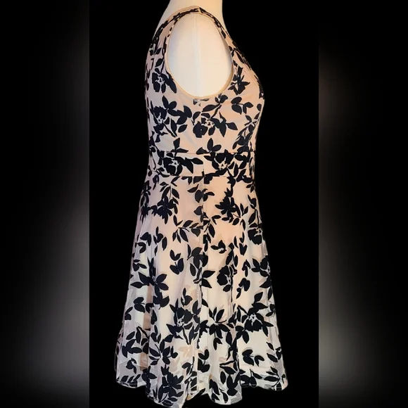 Altard state size M tan dress - Picture 2 of 10